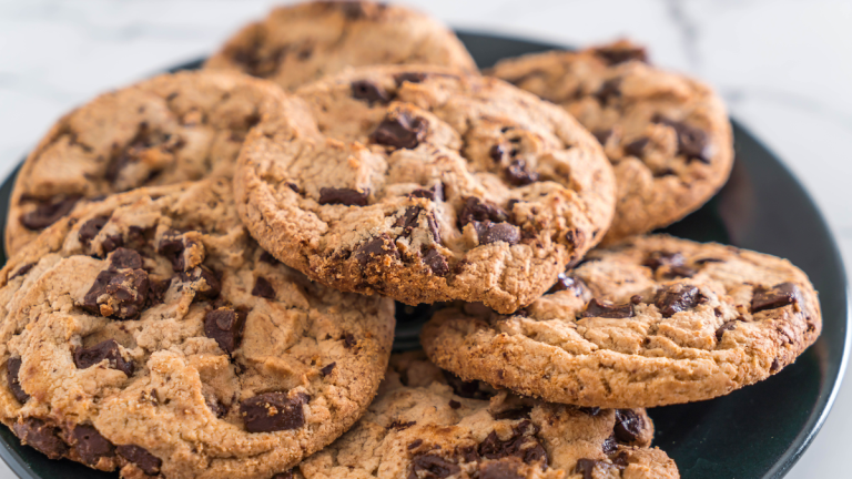 cookie com gotas de chocolate