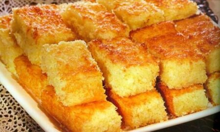 Bolo de Mandioca com Queijo Molhadinho e Fácil de Fazer