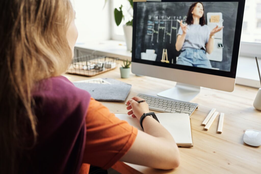 14 Cursos Gratuitos de Qualificação Profissional para Mulheres