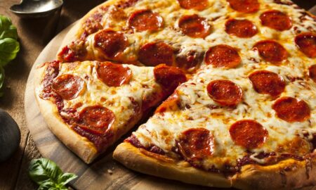 Como Fazer uma Deliciosa Pizza Caseira com 7 Sabores Diferentes